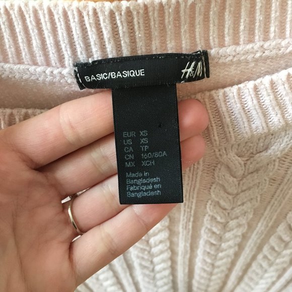 H&M sweater - Picture 3 of 4